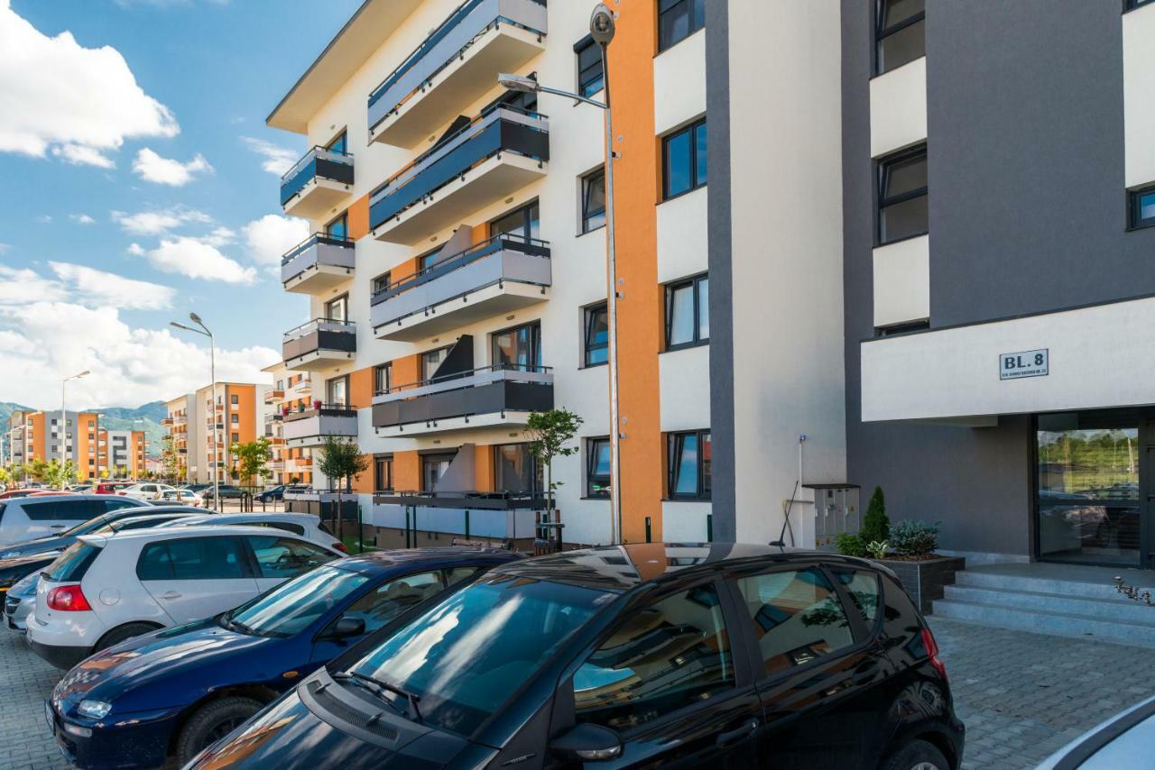 Friendly Rentals براشوف المظهر الخارجي الصورة